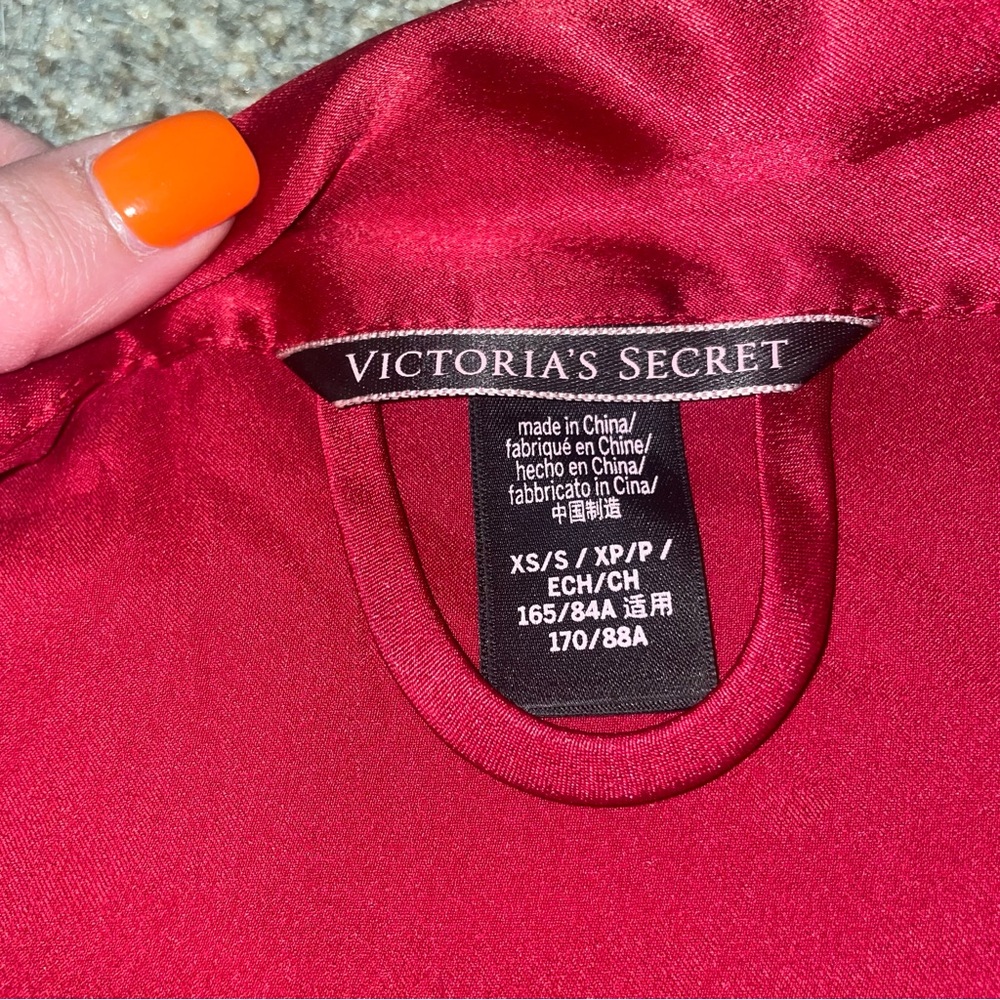 Satin Robe - Picture 2 of 3